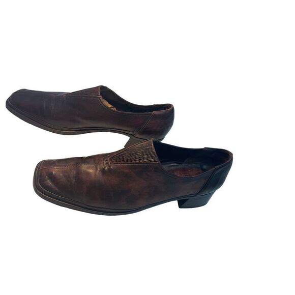 Rangoni Firenze Women's Italian Shoes with block heel size 8.5AAA  narrow - Picture 10 of 16